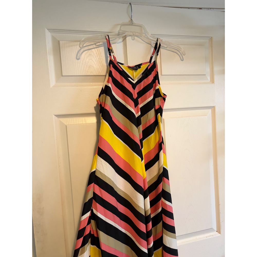 Mayra Retro Revival Monochrome   Boho Chic Striped Chevron V-Neck Maxi Dress M